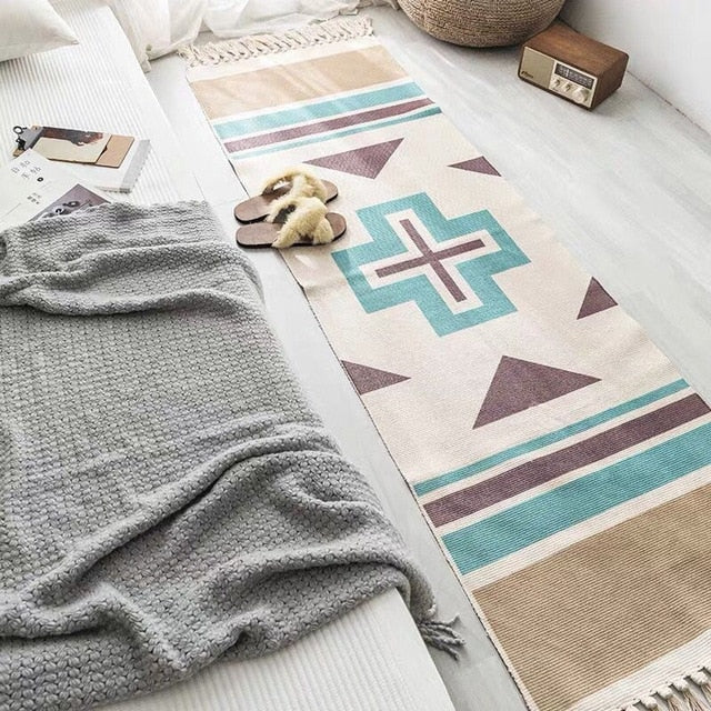 Retro Bohemian Hand Tassel Woven Cotton Linen Carpet Bedside Rug Geometric Floor Mat Long Rug Bedspread Tapestry Home Decoration